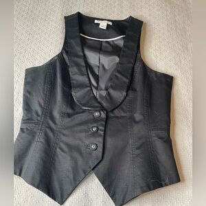 Black ‘Satin look’ slender Vest